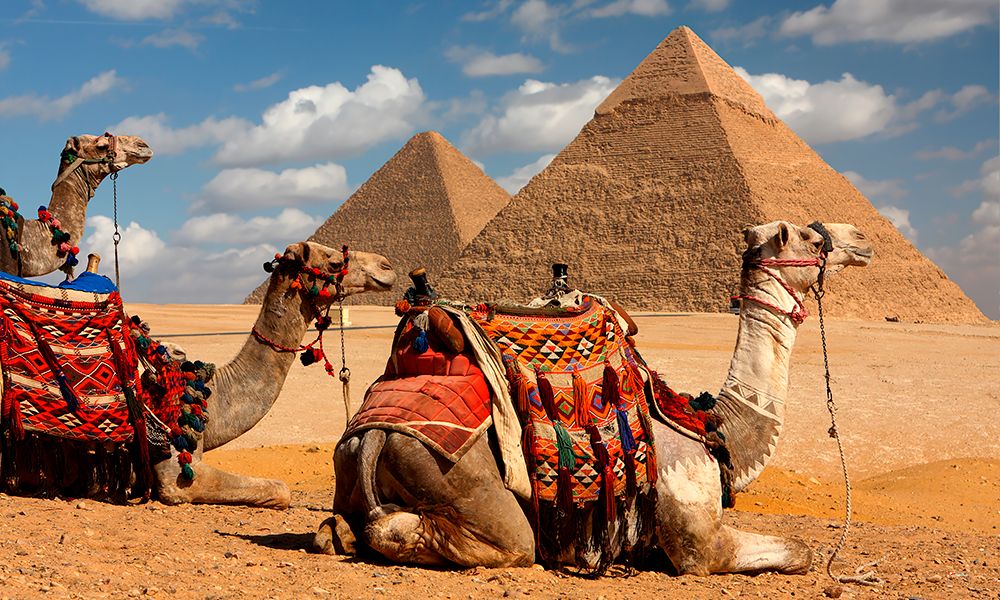 /api/cms/uploads/egypt_Giza_pyramids_6203ad90c3.jpg